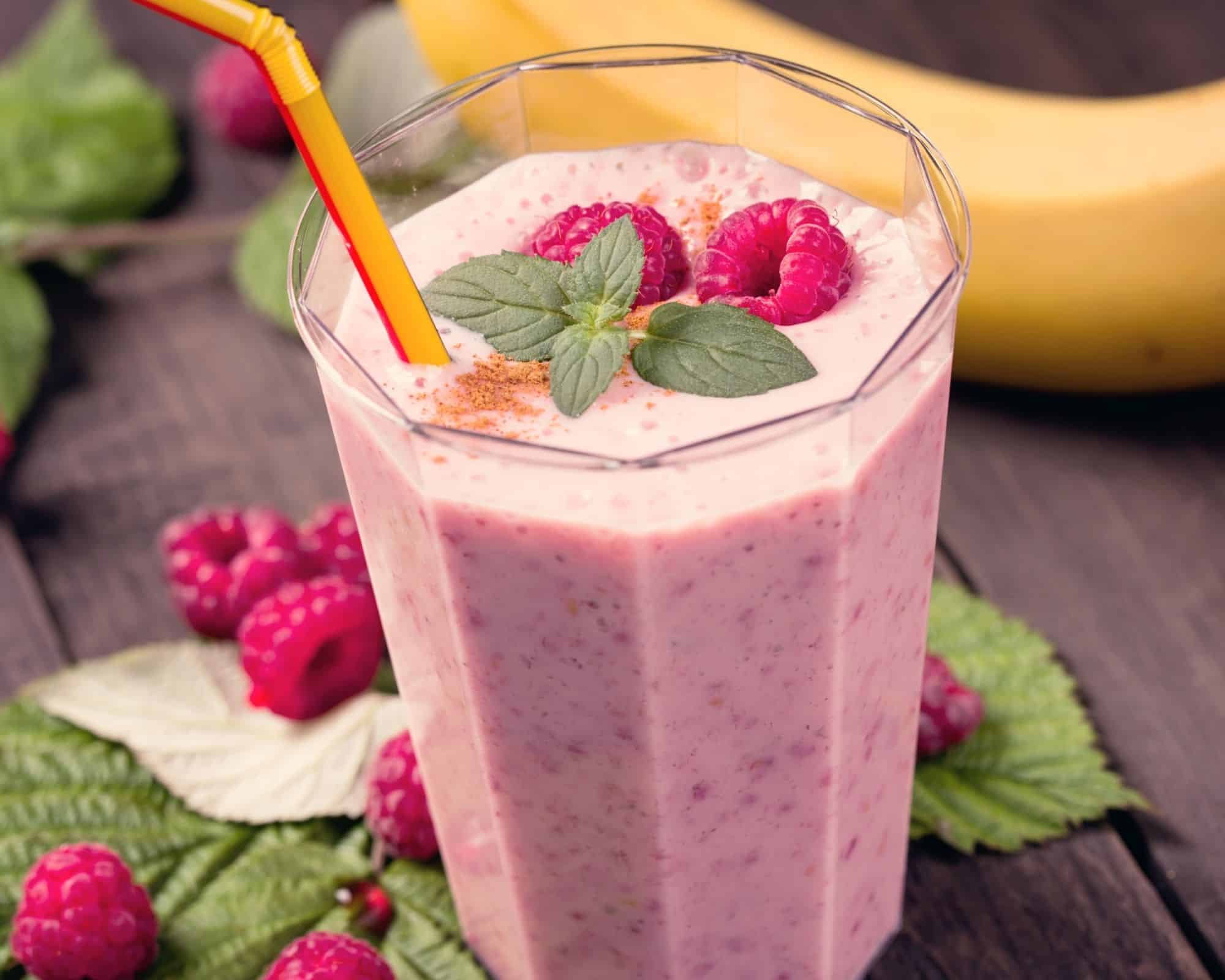 Frozen Banana Raspberry Smoothie Without Yogurt